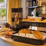Eden Rose Grand Bw Premier Collection Hotel 4*