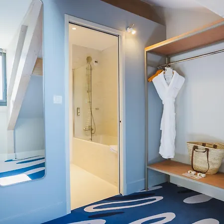 Eden Rose Grand Bw Premier Collection