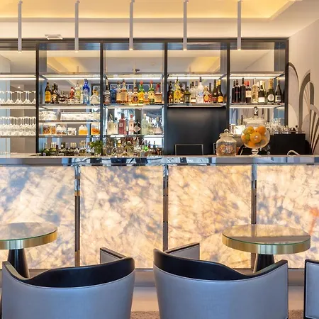 Hotel Eden Rose Grand Bw Premier Collection 4*