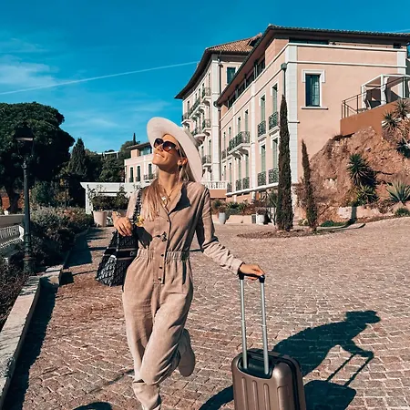 Eden Rose Grand Bw Premier Collection Hotel 4*