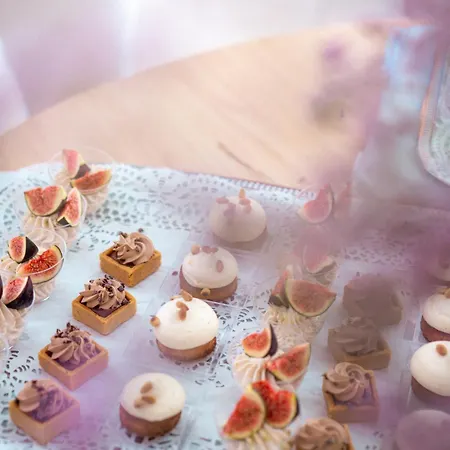 Hotel Eden Rose Grand Bw Premier Collection 4*