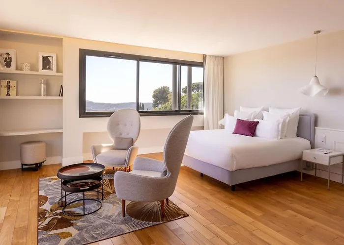 Hotel Eden Rose Grand Bw Premier Collection Bormes-les-Mimosas