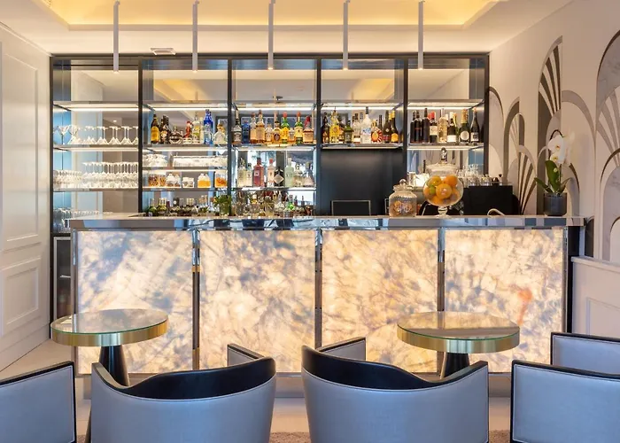 Hotel Eden Rose Grand Bw Premier Collection 4*