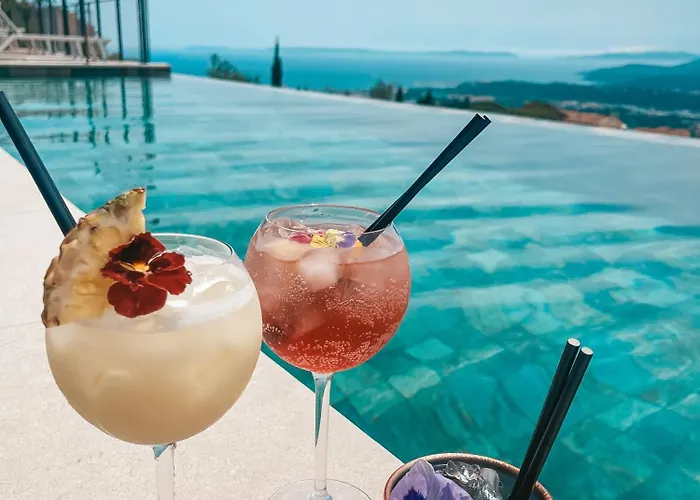 Hotel Eden Rose Grand Bw Premier Collection