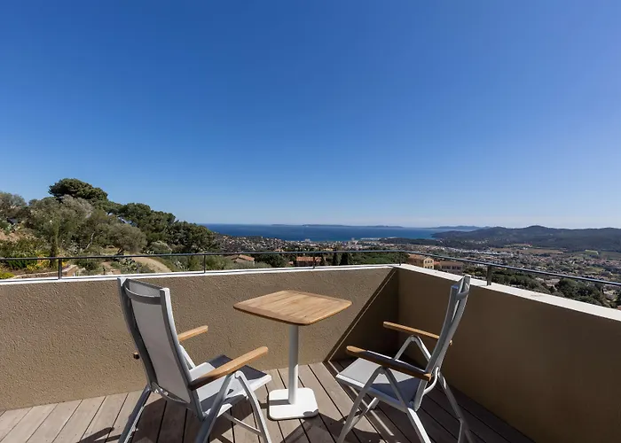 Hotel Eden Rose Grand Bw Premier Collection